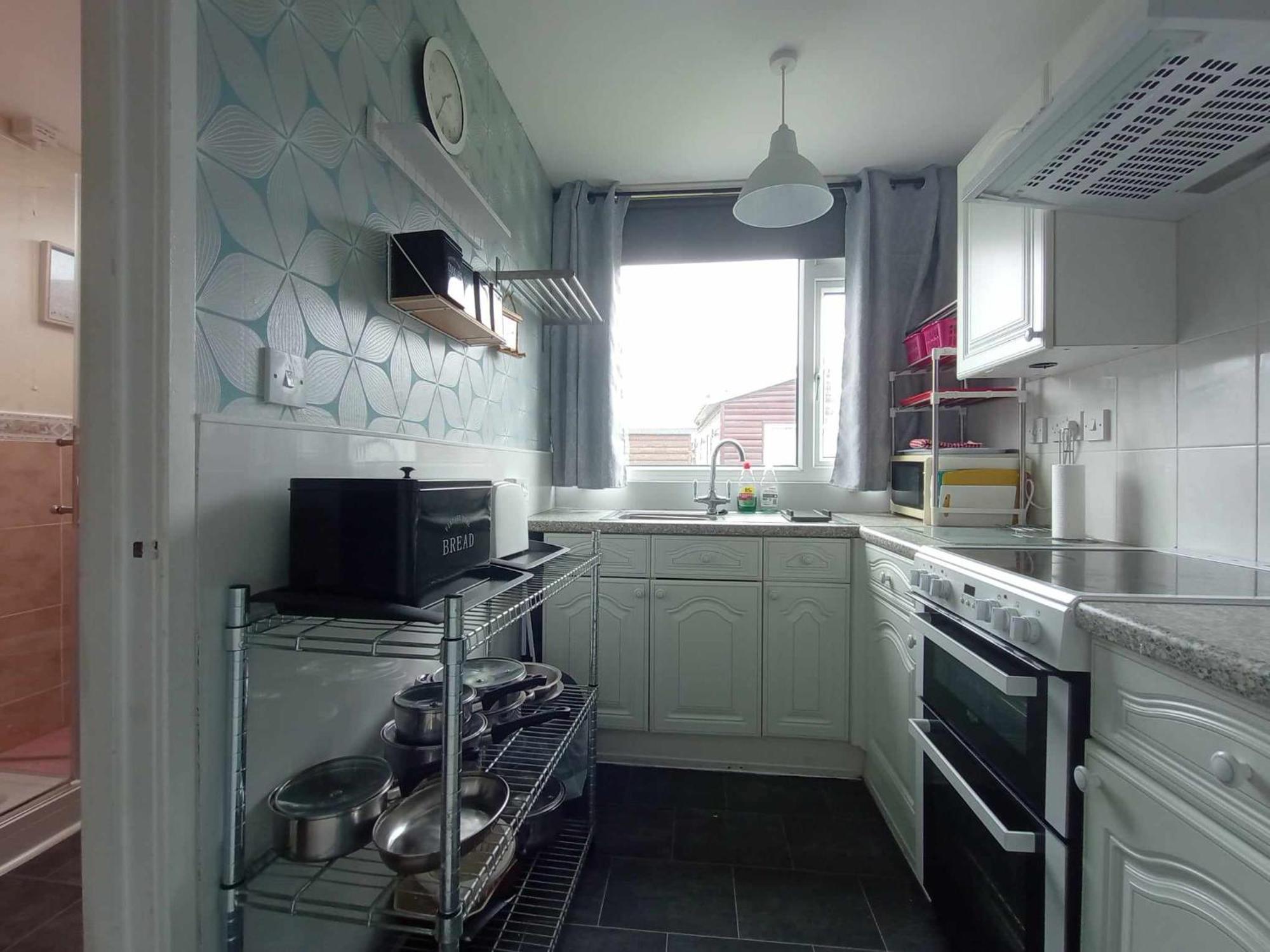 Yeolde Woodern Seashak: Country Views & Pet-friendly Coastal Retreat Bridlington